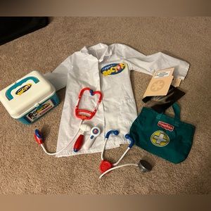 Junior doctor costume set size 4-6
